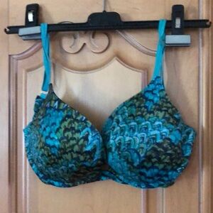 Victoria Secret very Sexy push up padded Bra 34D